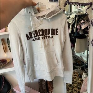 Abercrombie and Fitch authentic vintage y2k white long sleeve hoodie